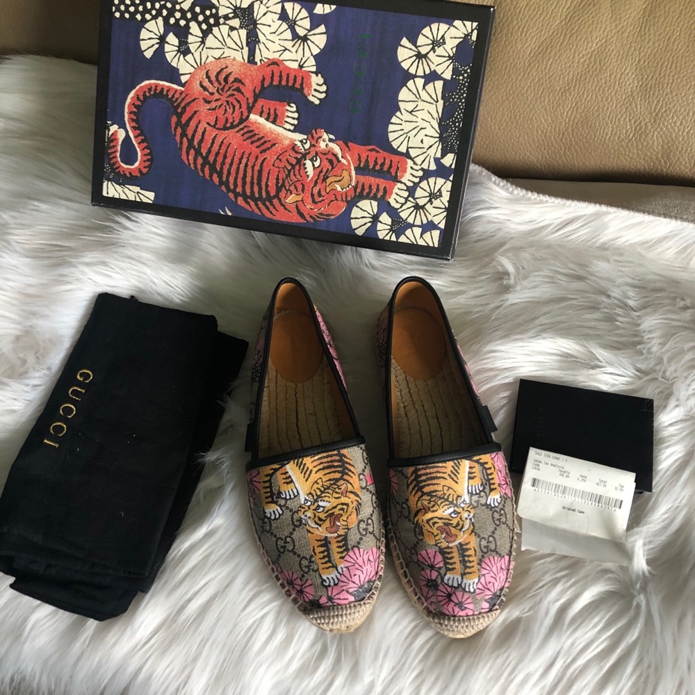 Authentic Gucci espadrilles.